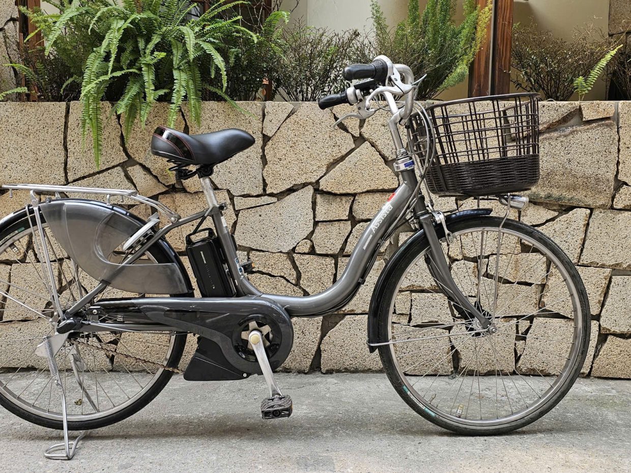 Xe Yamaha Assita màu ghi xám