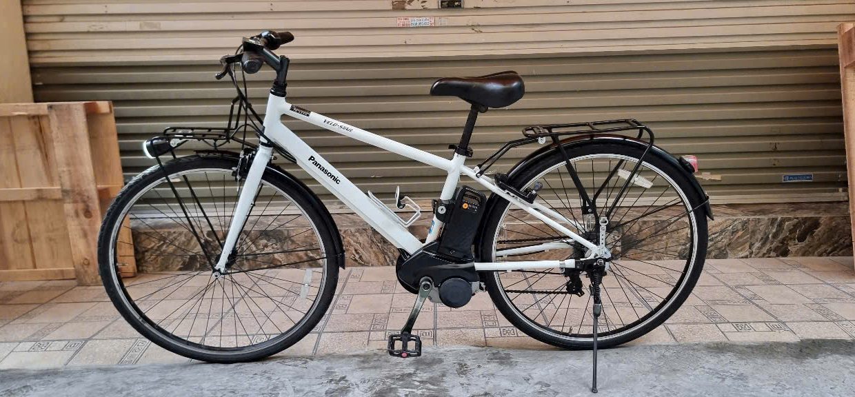 Xe Panasonic Velo Star màu trắng